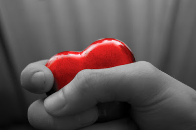 Squeeze_my_heart_by_Talis_Photography